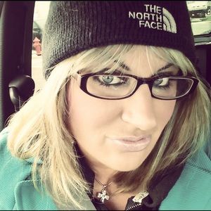 Meet your Posher, Kay